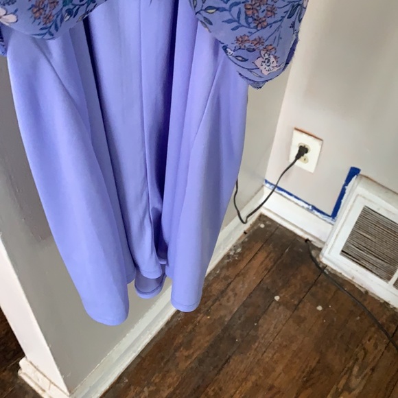 Dress - Picture 8 of 8